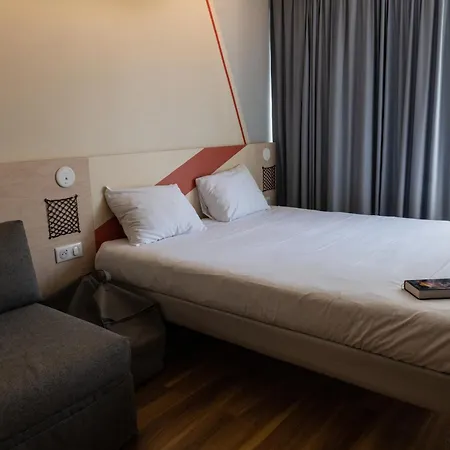 Ibis Budget Saint Malo Centre Exterior photo